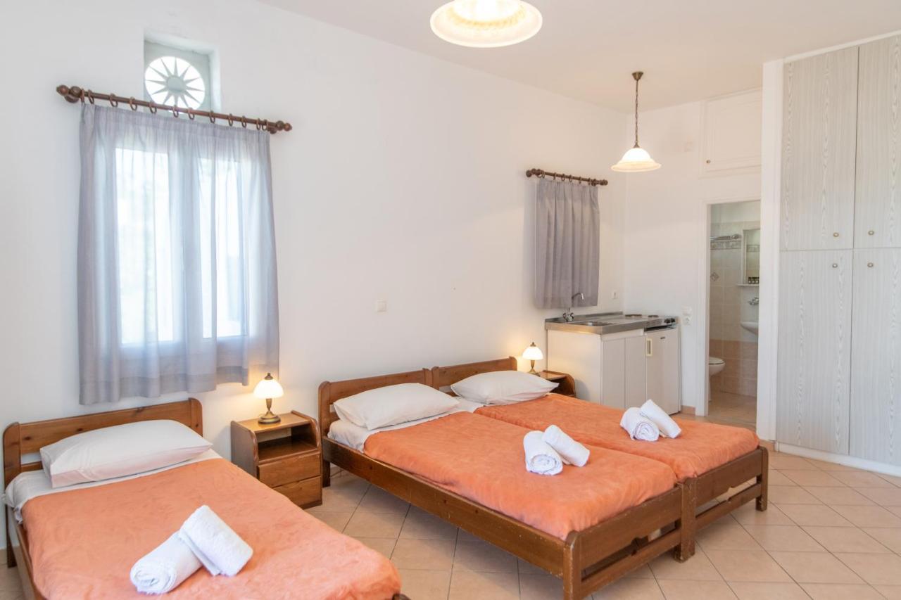 Esperides Apartment Tinos Exterior photo