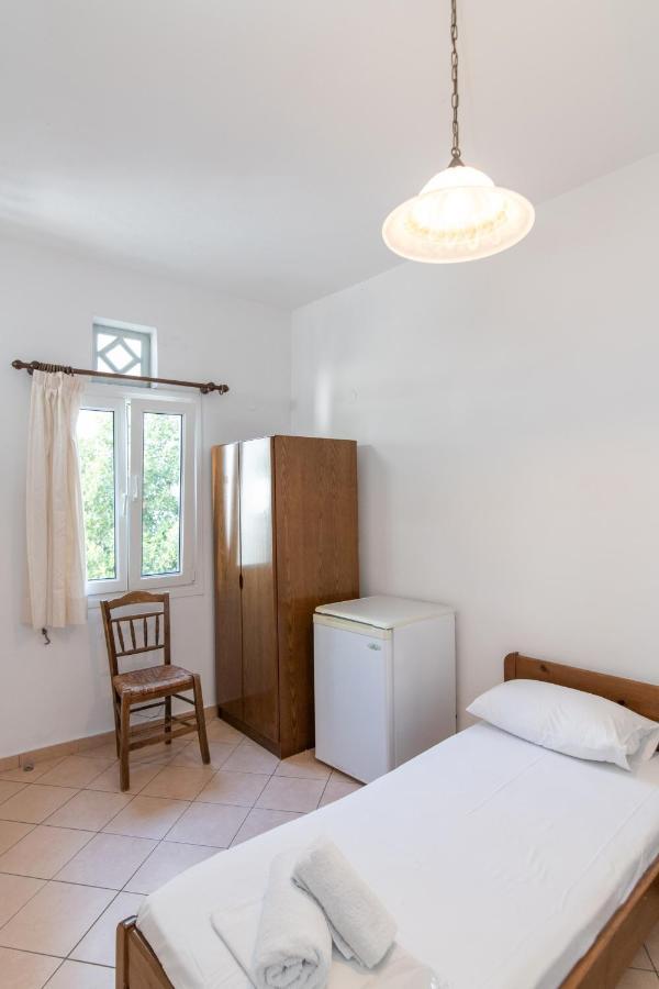 Esperides Apartment Tinos Exterior photo